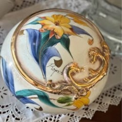 Bomboneira em Porcelana