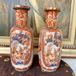 Par de Jarras em Porcelana