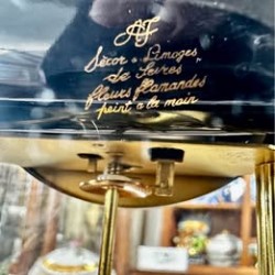 Relógio em Porcelana