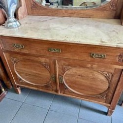 Cômoda e Mesinhas