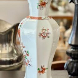 Jarra em Porcelana [VA] Magnólia