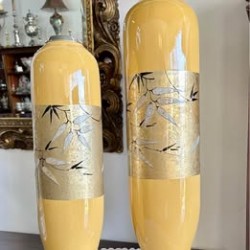 Par de Jarras em Porcelana