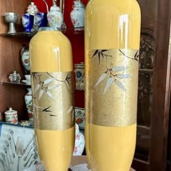 Par de Jarras em Porcelana